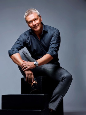 Bild: Arno Strobel liest aus "Happy Weekend"