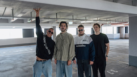 Bild: Bird's View – Above Chaos Tour - Above Chaos Tour