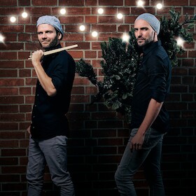 Bild: DOUBLE DRUMS - GROOVIN` CHRISTMAS - THE X-MAS PERCUSSION SHOW FÜR DIE GANZE FAMILIE