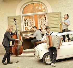 Bild: QUADRO NUEVO - HAPPY DELUXE
