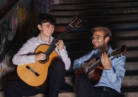 Bild: Fretboard Fusion - Gitarrenkonzert mit Oliver Jungbauer & Mark Leighton