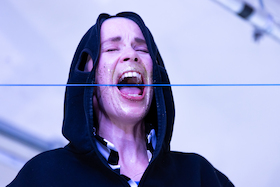 Bild: tIED tO tONES - Konzert-Performance von Jule Flierl & Camille O (fka Hans Unstern)