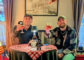 Bild: 11. Storkower Herbstpoesie - Lesen für Bier mit Felix und Alex