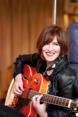 Bild: Eleanor McEvoy im Folkclub Prisma e.V. Pforzheim - Singer-Songwriterin aus Irland
