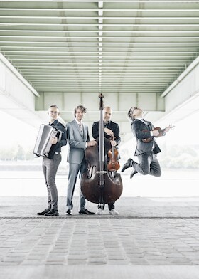Bild: Bach to the roots