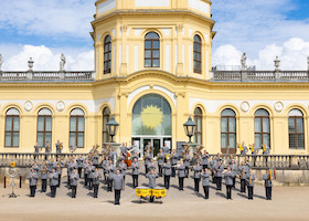 Bild: Benefizkonzert des Heeresmusikkorps Kassel - Repertoire-Vielfalt von Märschen bis Showmusik