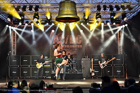 Bild: 19. Kerchemer Tributenacht mit AC/DC Tributes United