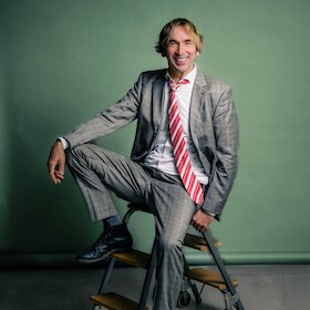Bild: LACHEN MACHEN von und mit ARND SCHIMKAT alias Arthur Senkrecht