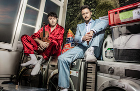 Bild: Ass-Dur - „Bruderliebe“