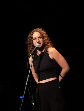 Bild: POETRY SLAM - Moderation: Ko Bylanzky und Alexandra Heidel
