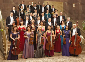Bild: Neujahrskonzert: Johann-Strauß-Orchester Frankfurt - Puszta-Zauber trifft Broadway Glamour