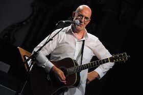Bild: Julian Dawson unplugged - im Rokokosaal