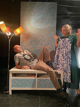 Bild: Erlebnisse im MainDreieck – Mehr entdecken. Mehr erleben. - Theater Sommerhaus - Alte Liebe