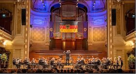 Bild: Benefizkonzert mit dem Musikkorps der Bundeswehr