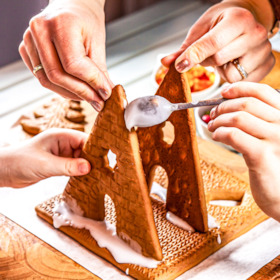 Bild: Lebkuchenhaus verzieren - Kreativspaß für Kids (6-12 Jahre)