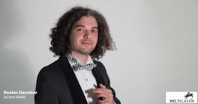Bild: Ruslan Gasratov präsentiert:  Schafe können sicher weiden, türkischer Marsch, Feuer der Romantik