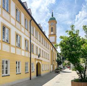 Bild: Pflege trifft Glaube - Das Heiliggeistspital und die Heiliggeistkirche