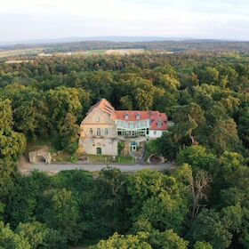Bild: Führung durch das Jagdschloss inkl. Riesenweinfass