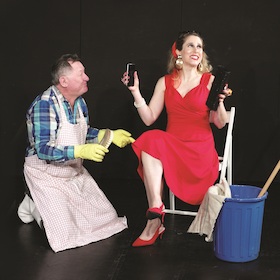Bild: Tournee Theater Stuttgart: „Heisenberg - eine zauberhafte Liebeskomödie“ - von Simon Stephens