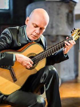 Bild: Classical Guitar mit Klaus Jäckle - Impromptu: Scarlatti - Schubert