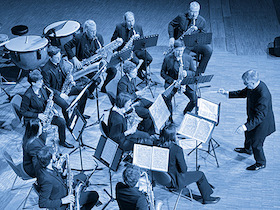 Bild: Das Tübinger Saxophon-Ensemble & der Pianist Joachim Fritz
