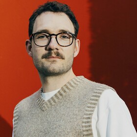 Bild: SANDITZ – Lesung mit Lukas Rietzschel