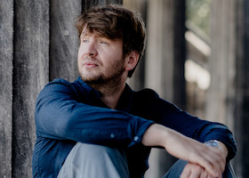Bild: Dmitrij Kapitelman: Eine Dekade in der Schublade - Lesung und Gespräch mit Natalia Herrera