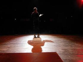 Bild: Poetry Slam - Der Dichter-Wettstreit auf der Bühne der Lagerhalle!