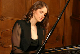 Bild: Heiteres und Besinnliches in Wort und Klang rund um das Pianoforte mit Christiane Klonz