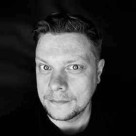Bild: MICHAEL HOLTSCHULTE - Tot aber lustig – Lesung + Cartoons