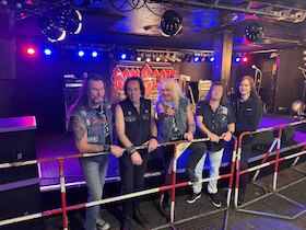 Bild: Bon Scott - THE FIRST INOFFICIAL AC/DC–COVERBAND