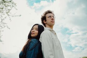 Bild: Shuteen Erdenebaatar & Nils Kugelmann: Under the Same Stars