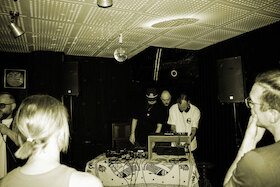 Bild: Ousia feat. Flashbackxx