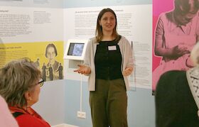 Bild: Mittagspausenführung durch Sonderausstellung „Geliebte Gabi. Ein Mädchen aus dem Allgäu – ermordet in Auschwitz“