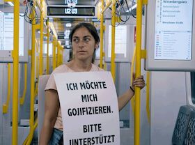 Bild: DREI VERSUCHE DER GOJIFIZIERUNG