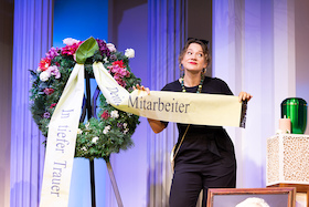 Bild: Kalter weißer Mann - Komödie von Dietmar Jacobs und Moritz Netenjakob