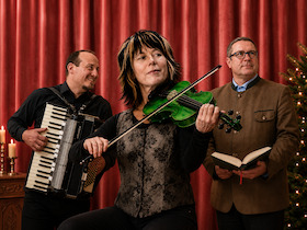 Bild: MONIKA DRASCH TRIO - Bayerische Weihnacht