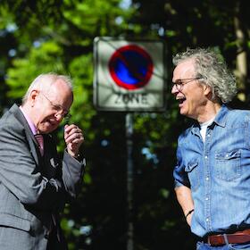 Bild: Alles. Außer Kontrolle.