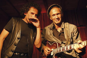 Bild: Abi Wallenstein & Hubert Hofherr Duo - "Good Rocking Guitar meets Power Harmonica"
