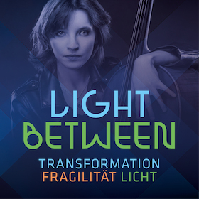 Bild: Light Between