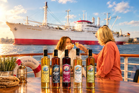 Bild: Likörtasting mit Schiffsführung