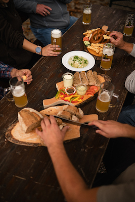 Bild: Biertasting mit Vesperplatte
