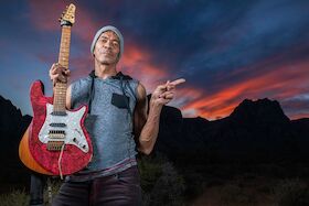 Bild: Greg Howe Extraction Tour ft. Dennis Chambers