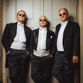 Bild: Das Zwingertrio · Im Messingglanz