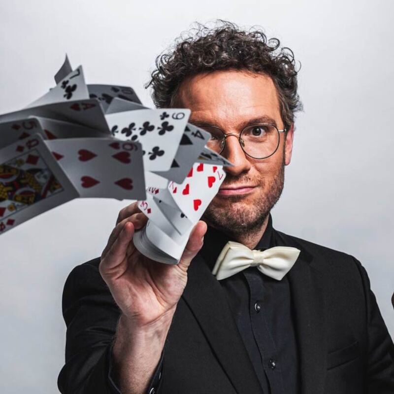 Salon der Wunder - Zauberkunst - mit Gast Matthieu Anatrella