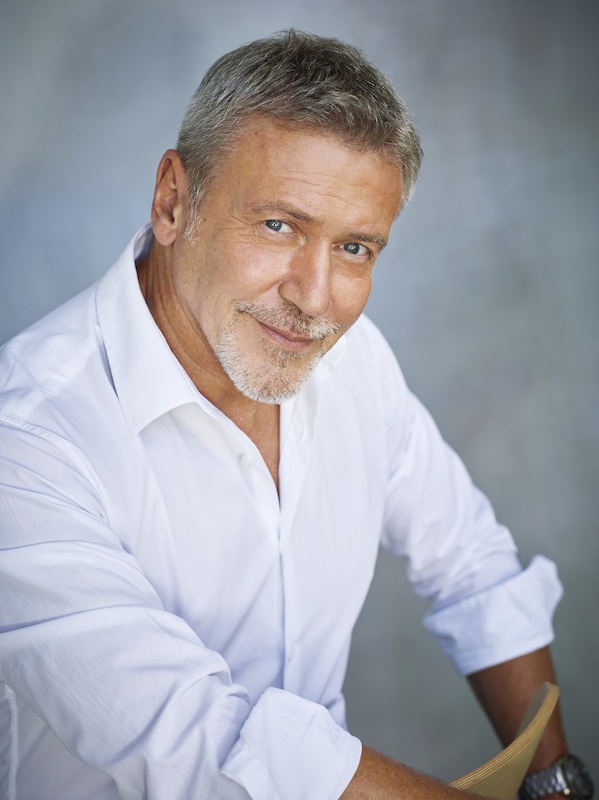 Arno Strobel liest aus "Welcome home"