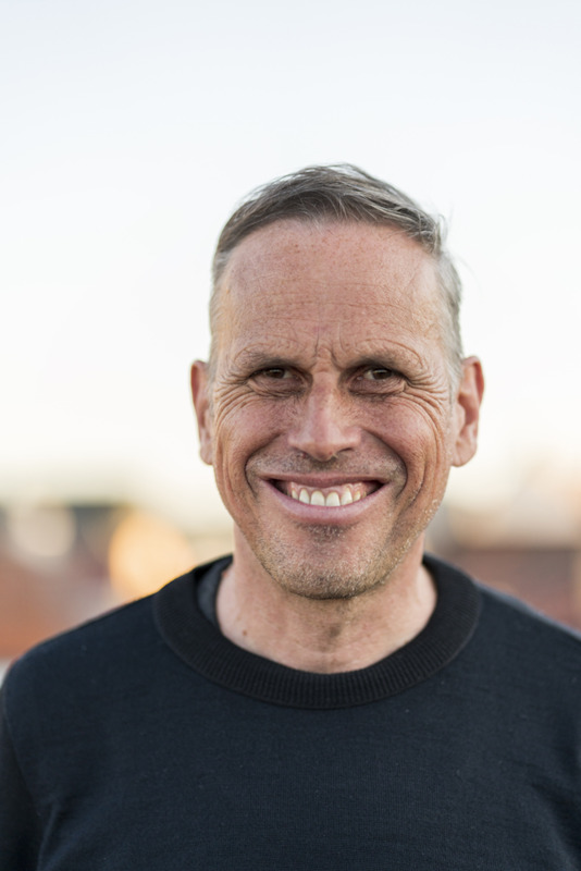 Unter den Wolken - Achim Bogdahns Deutschlandreise auf die höchsten Berge der 16 Bundesländer