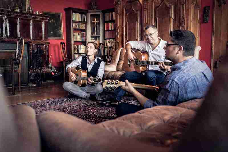 acoustic groove - unplugged Rock & Pop - Zurück on stage!