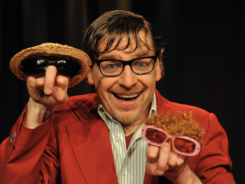 Jubiläumsprogramm: Hands-Up-Comedy – Fingerfood fürs Zwerchfell