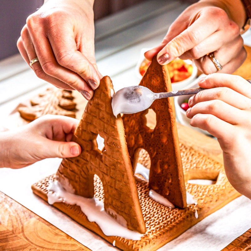 Lebkuchenhaus verzieren - Kreativspaß für Kids (6-12 Jahre)